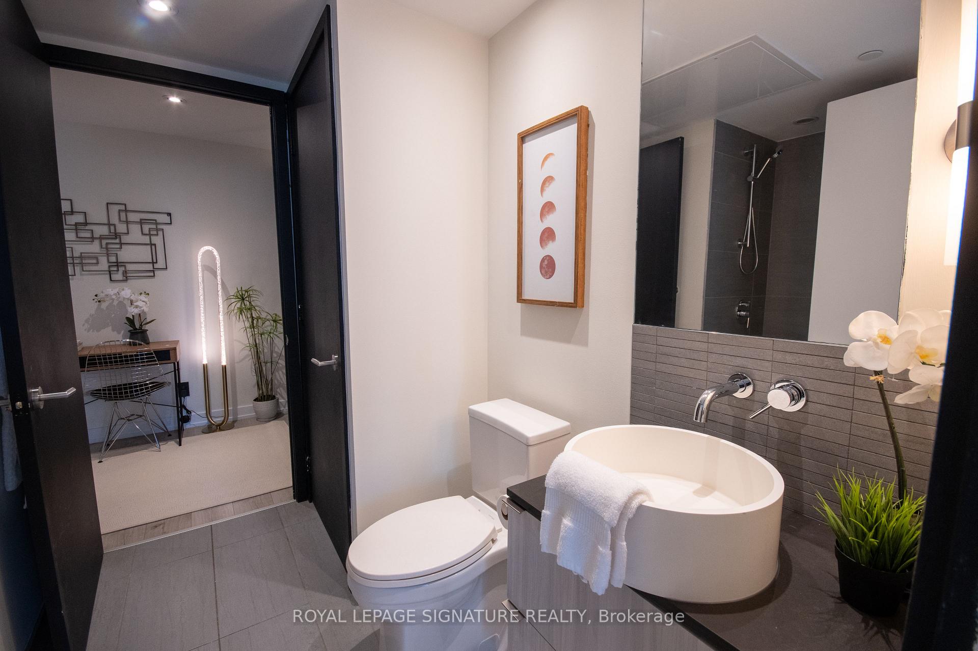 Photo 22 of Unit 605, 161 Roehampton Avenue, Toronto, Mount Pleasant East — HOMEH