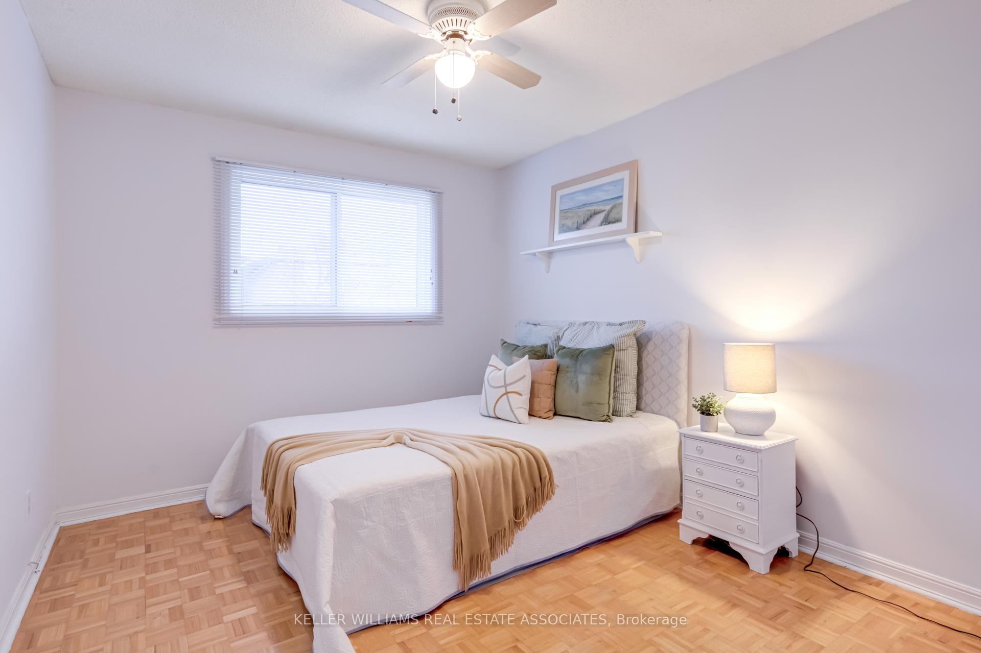 Photo 24 of 62 Stargell Crescent, Markham, Raymerville — HOMEH