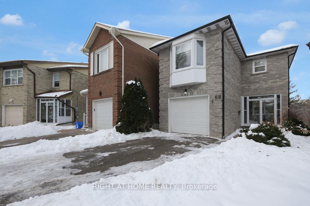 Photo 3 of 68 Baywood Circuit, Markham, Royal Orchard — HOMEH