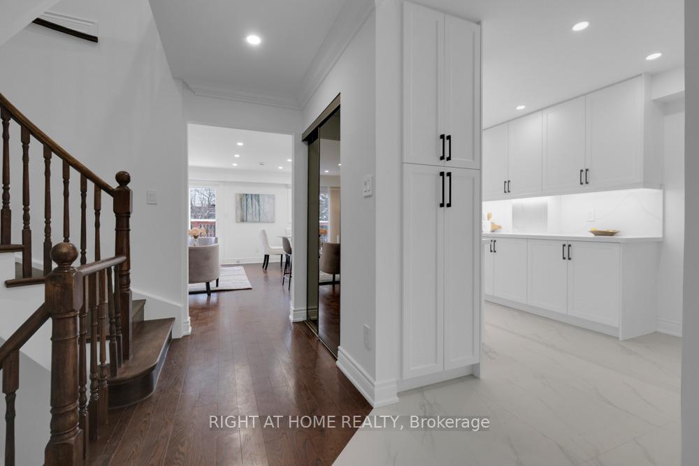 Photo 8 of 68 Baywood Circuit, Markham, Royal Orchard — HOMEH