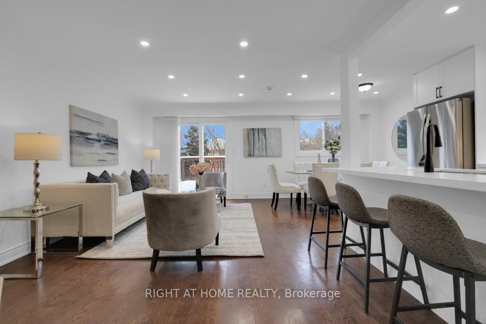 Photo 9 of 68 Baywood Circuit, Markham, Royal Orchard — HOMEH