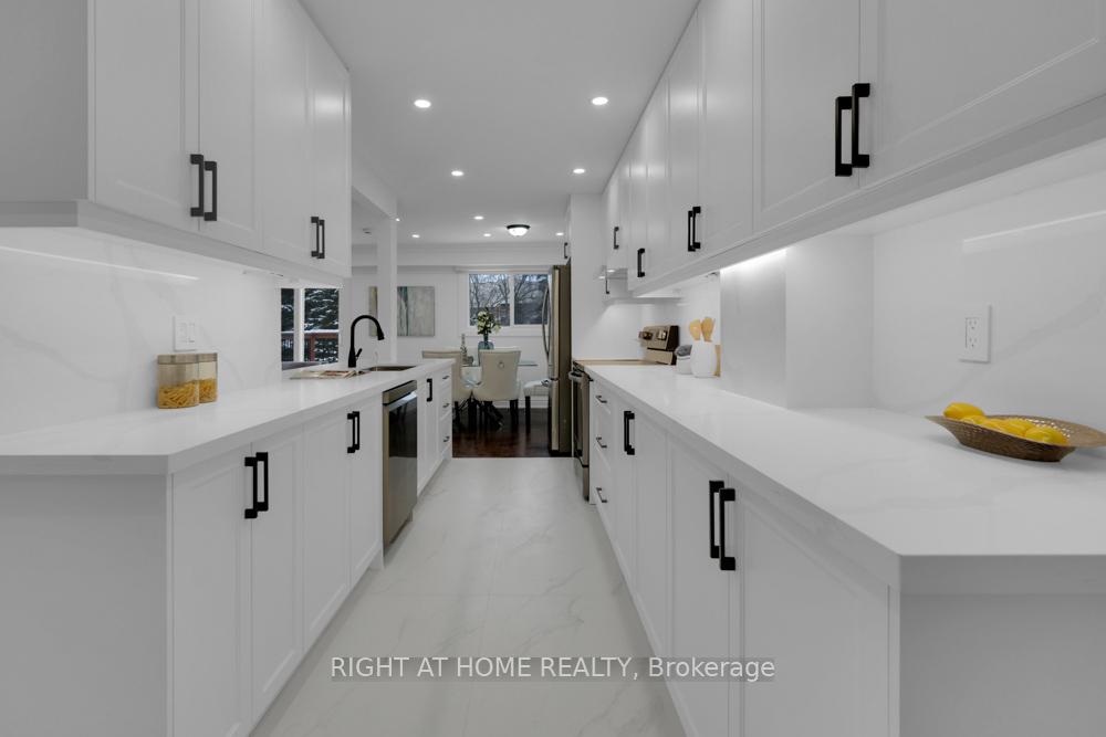 Photo 19 of 68 Baywood Circuit, Markham, Royal Orchard — HOMEH