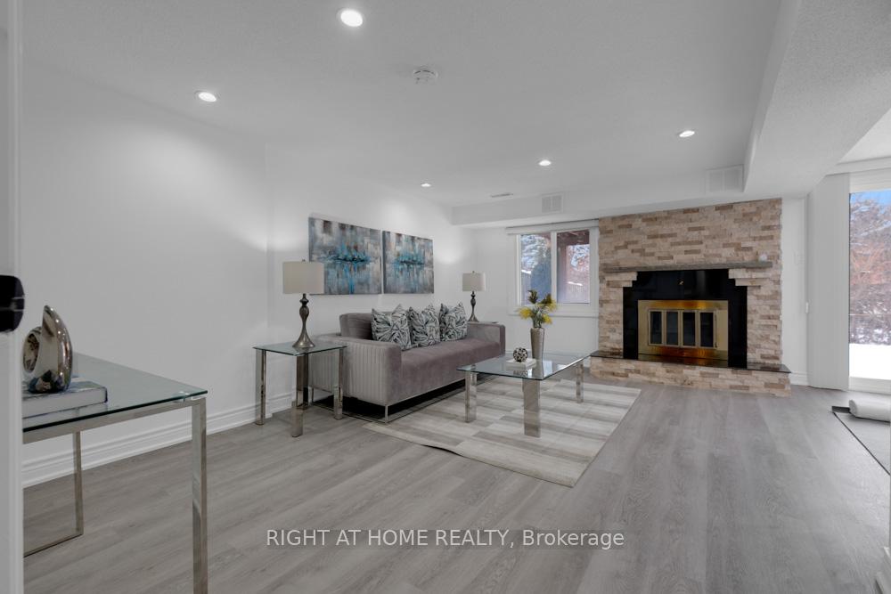 Photo 28 of 68 Baywood Circuit, Markham, Royal Orchard — HOMEH