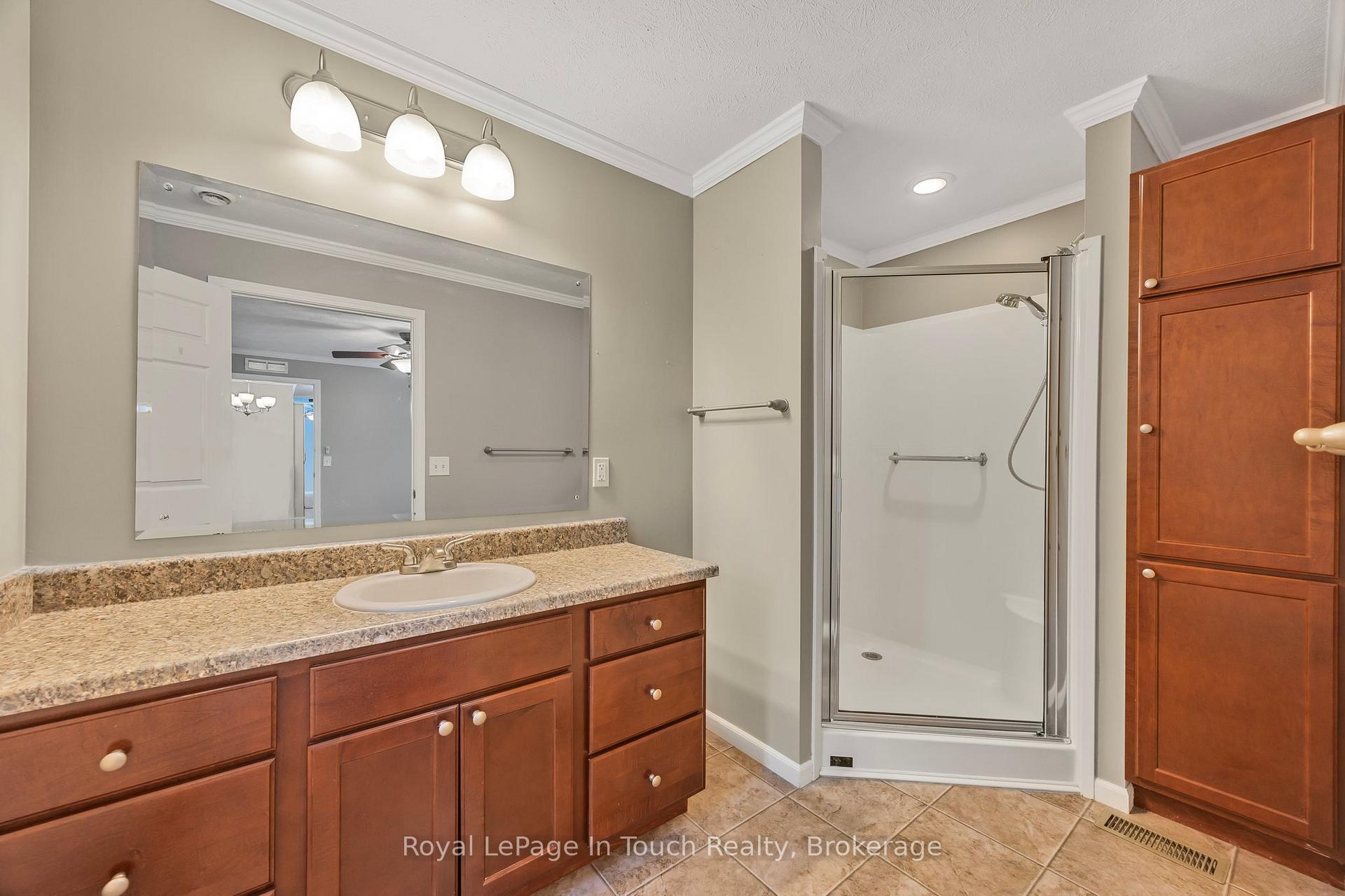 Photo 28 of 6 Maple Lane, Midland — HOMEH