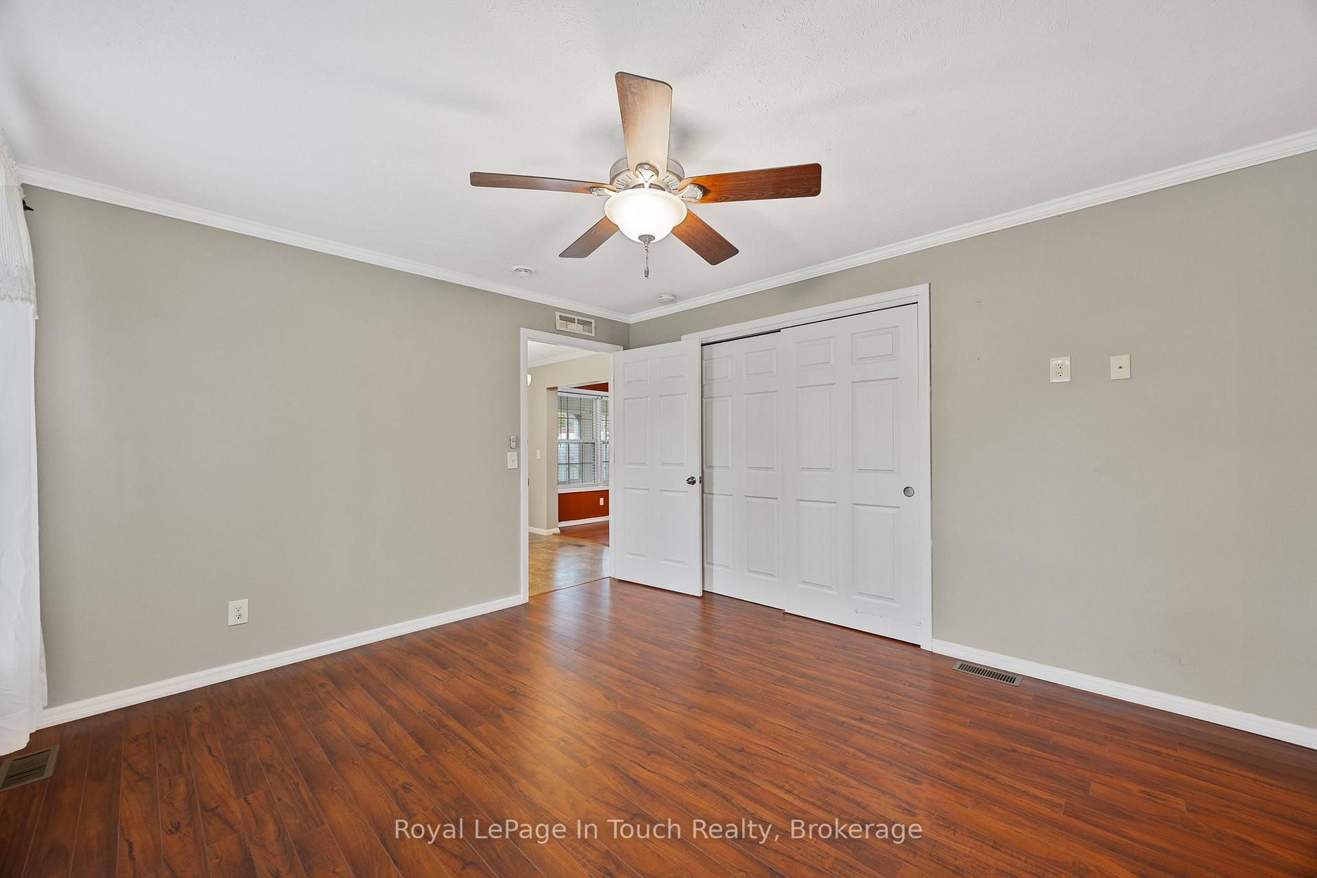 Photo 26 of 6 Maple Lane, Midland — HOMEH