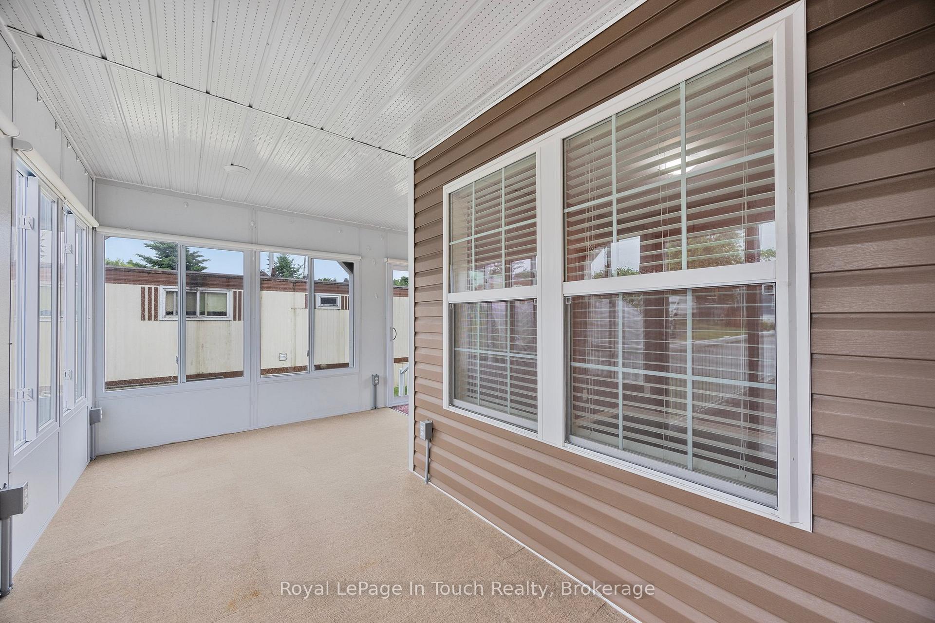 Photo 32 of 6 Maple Lane, Midland — HOMEH