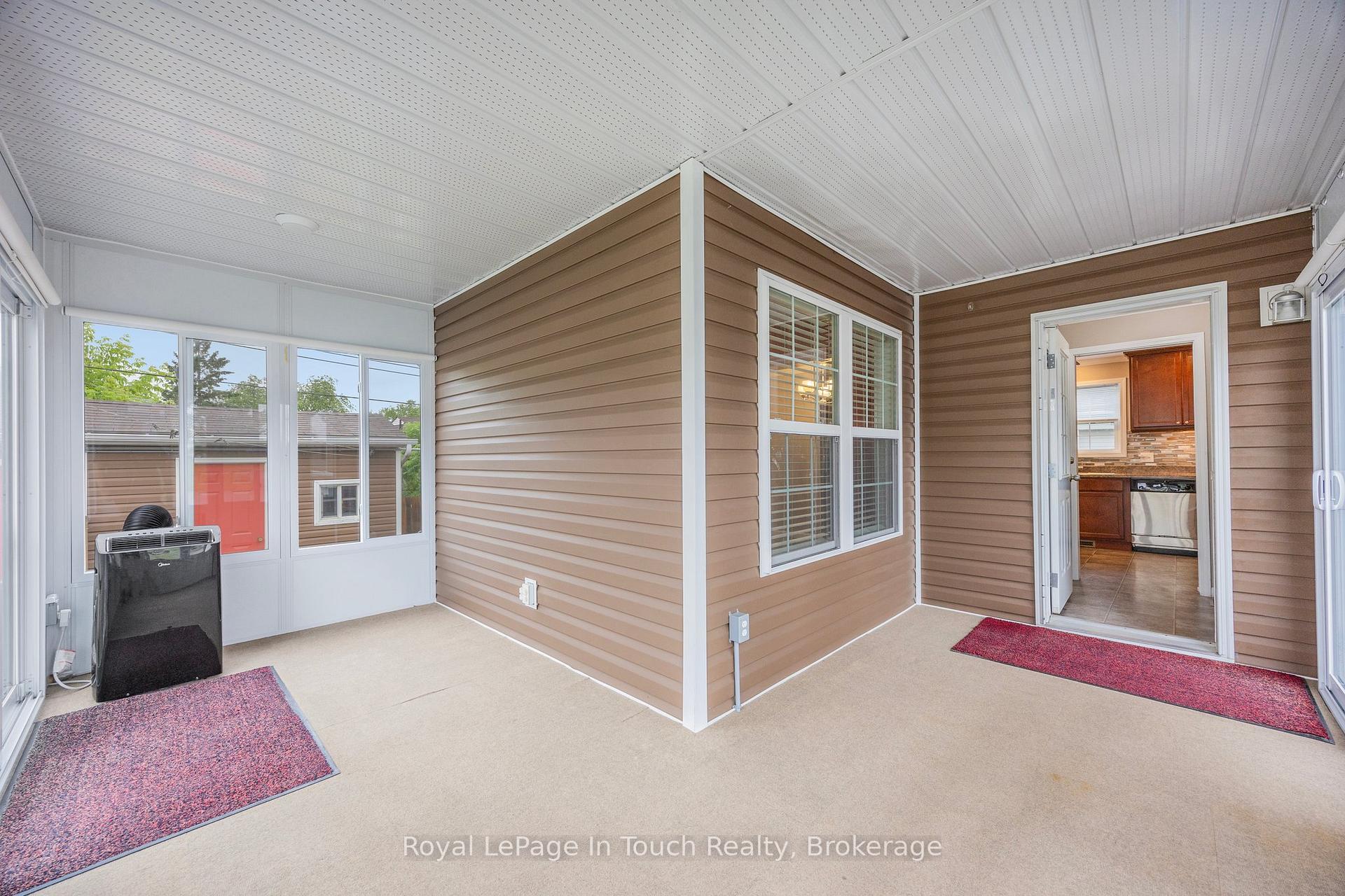 Photo 37 of 6 Maple Lane, Midland — HOMEH