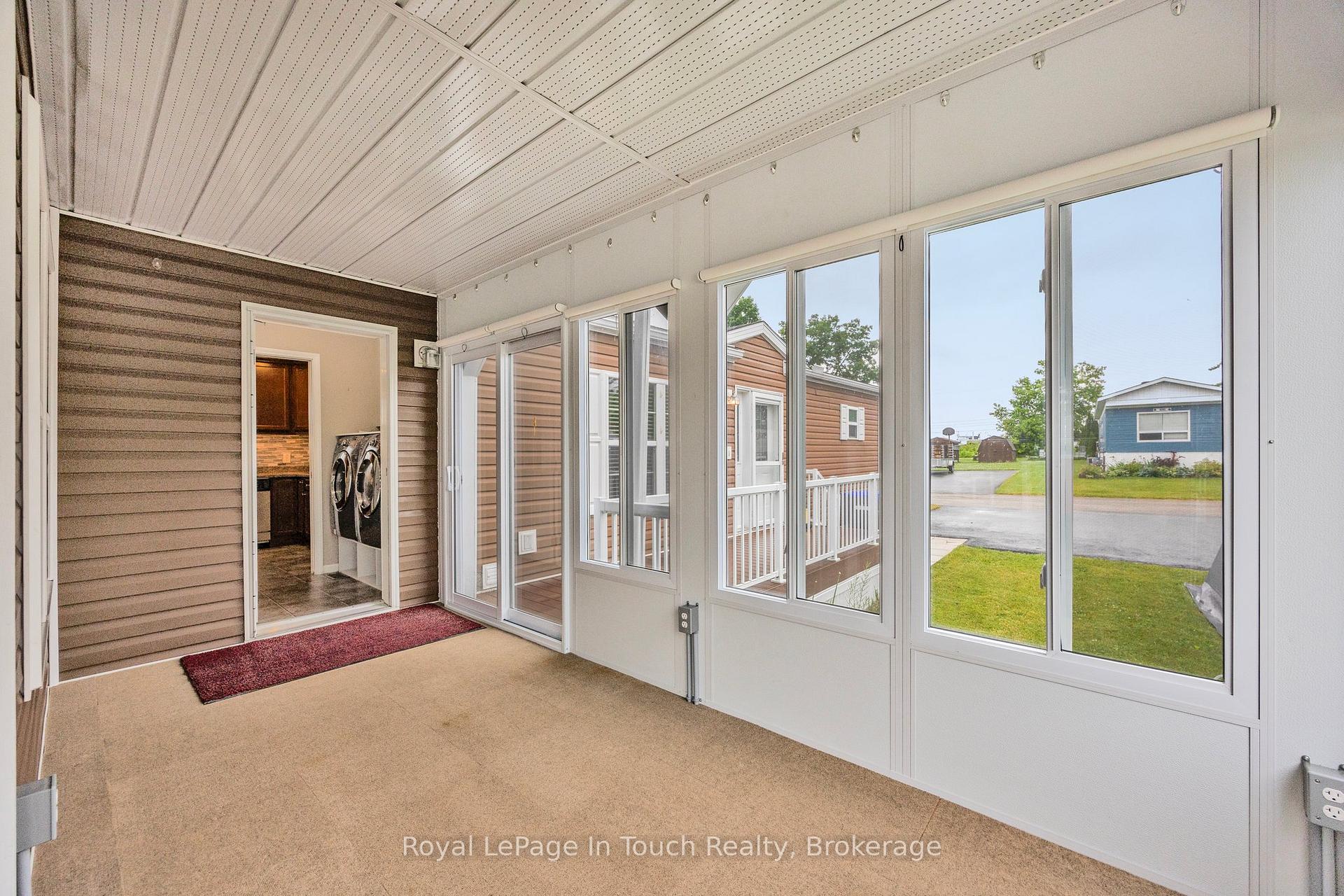 Photo 36 of 6 Maple Lane, Midland — HOMEH