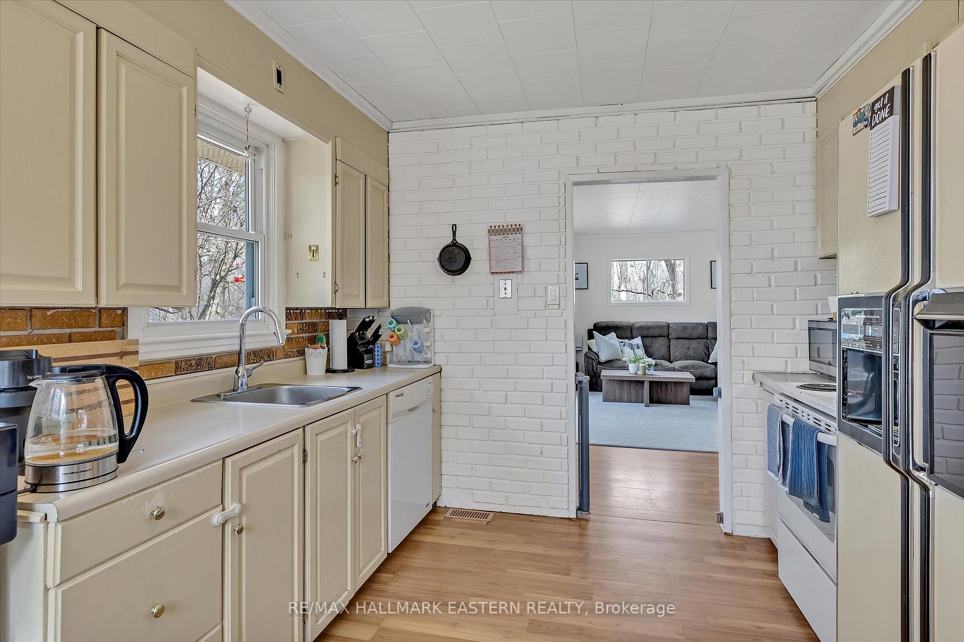 Photo 43 of 155 Coral Drive, Douro-Dummer — HOMEH