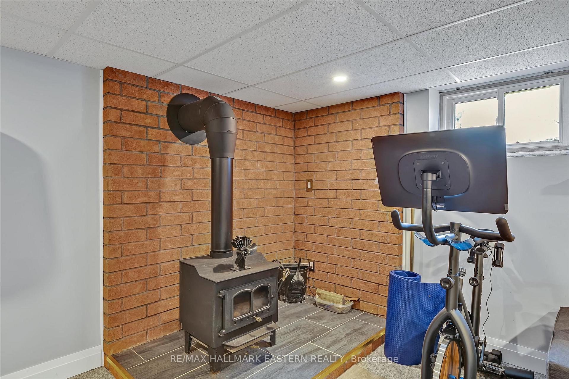Photo 10 of 155 Coral Drive, Douro-Dummer — HOMEH