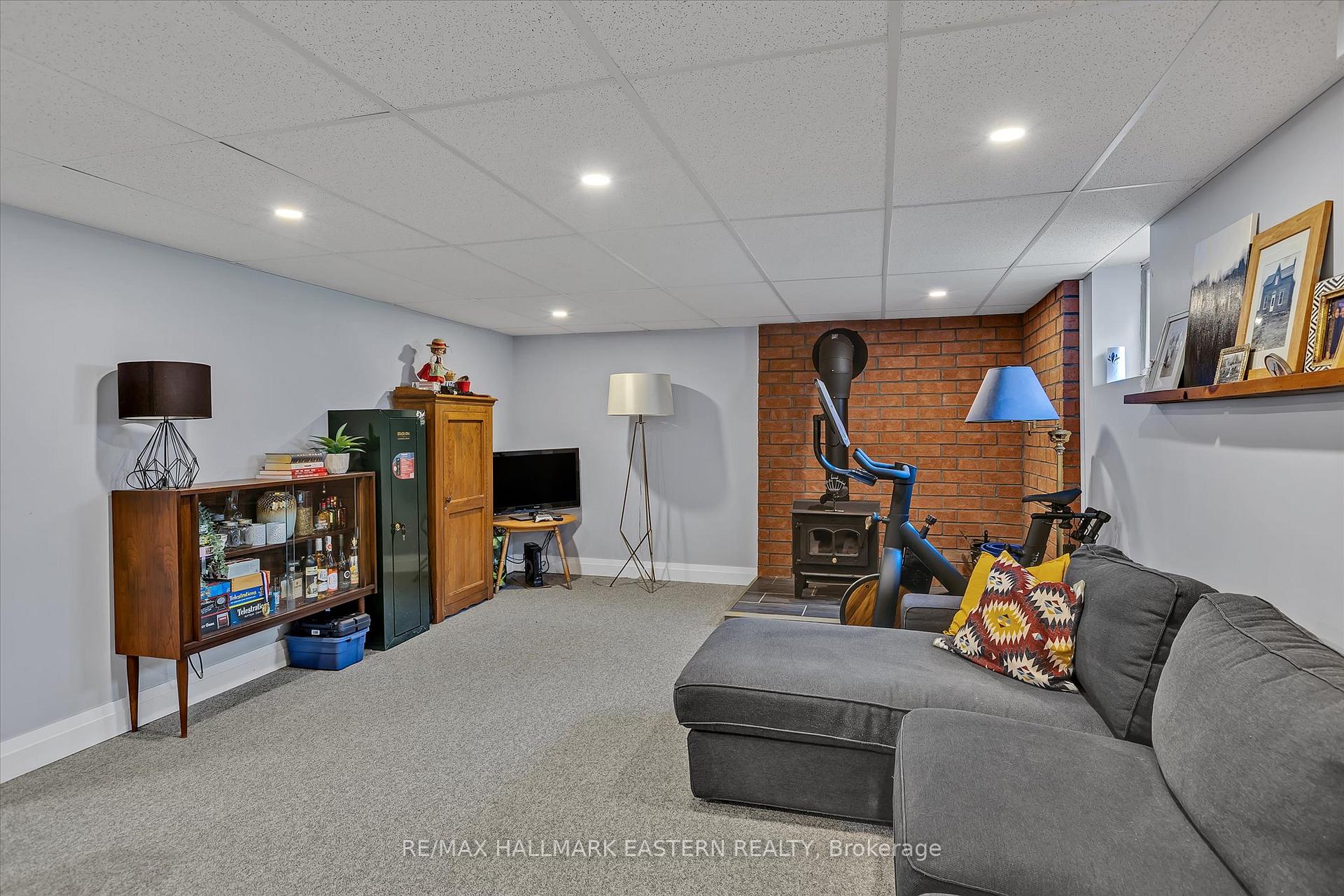 Photo 19 of 155 Coral Drive, Douro-Dummer — HOMEH