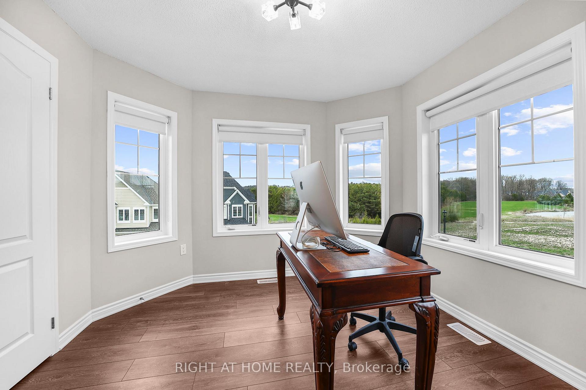 Photo 5 of 8 Spencer Boulevard, Wasaga Beach — HOMEH