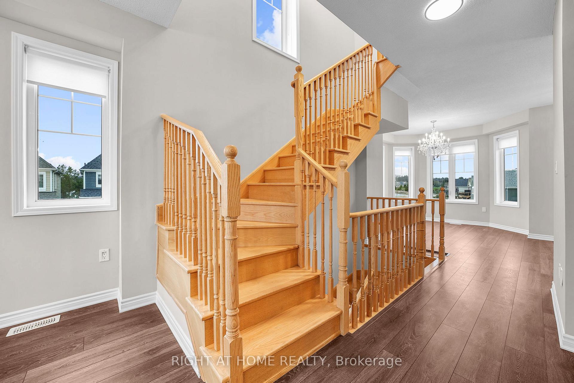 Photo 13 of 8 Spencer Boulevard, Wasaga Beach — HOMEH