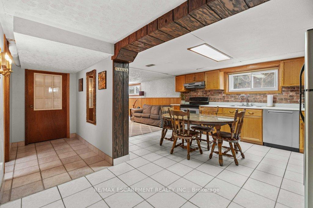 Photo 24 of 42 Martin Road, Hamilton, Rosedale — HOMEH