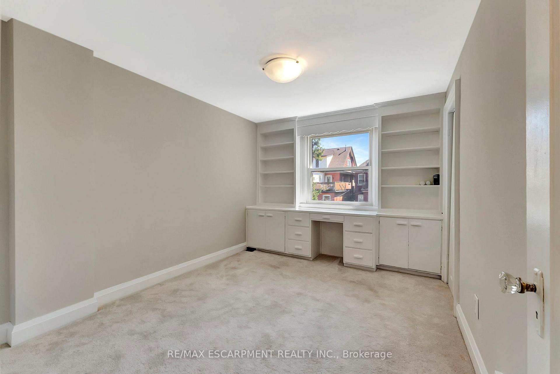 Photo 25 of 21 Gilmour Place, Hamilton, Blakeley — HOMEH