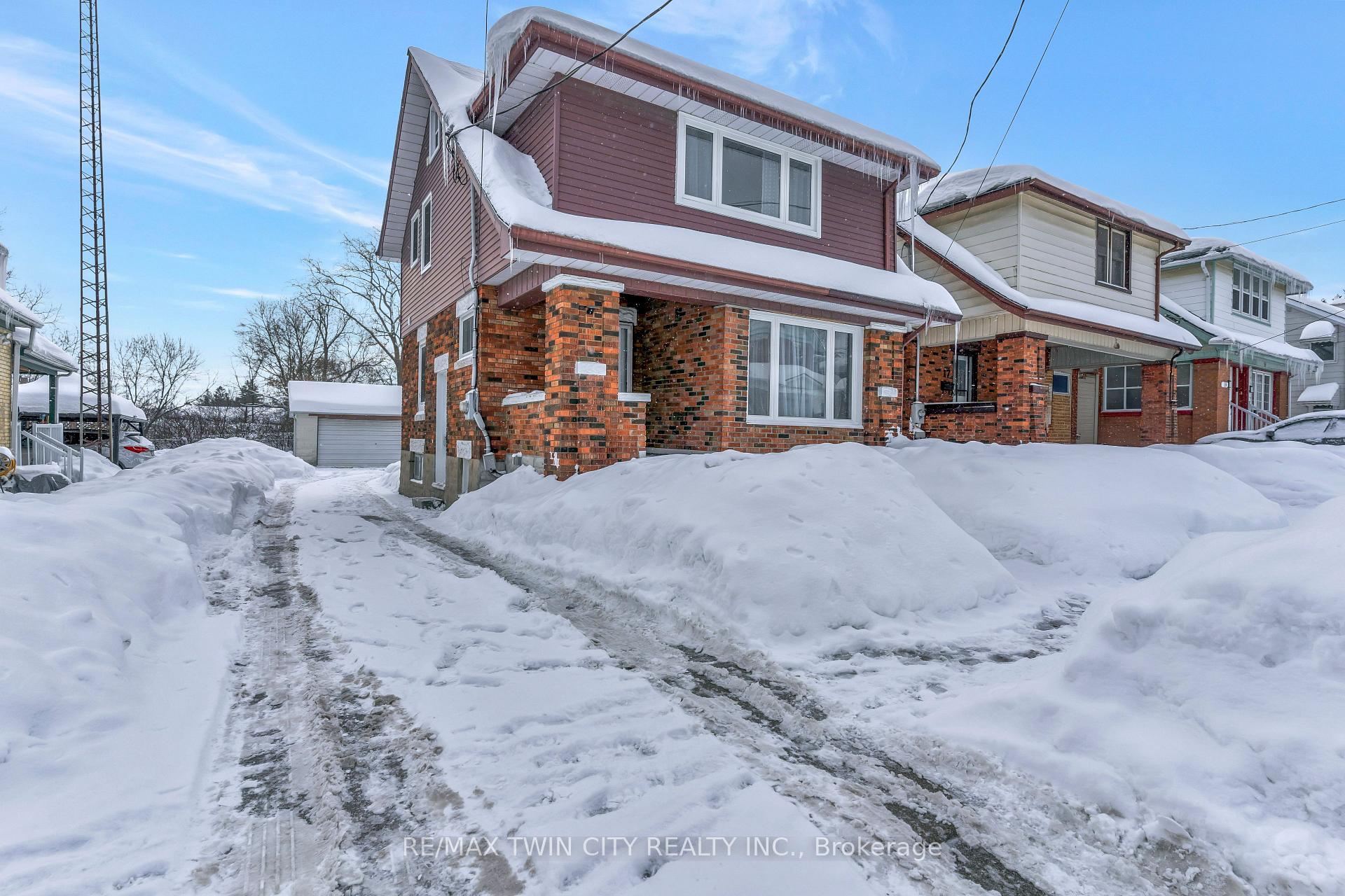 Photo 1 of 15 Cherry Street, Kitchener — HOMEH