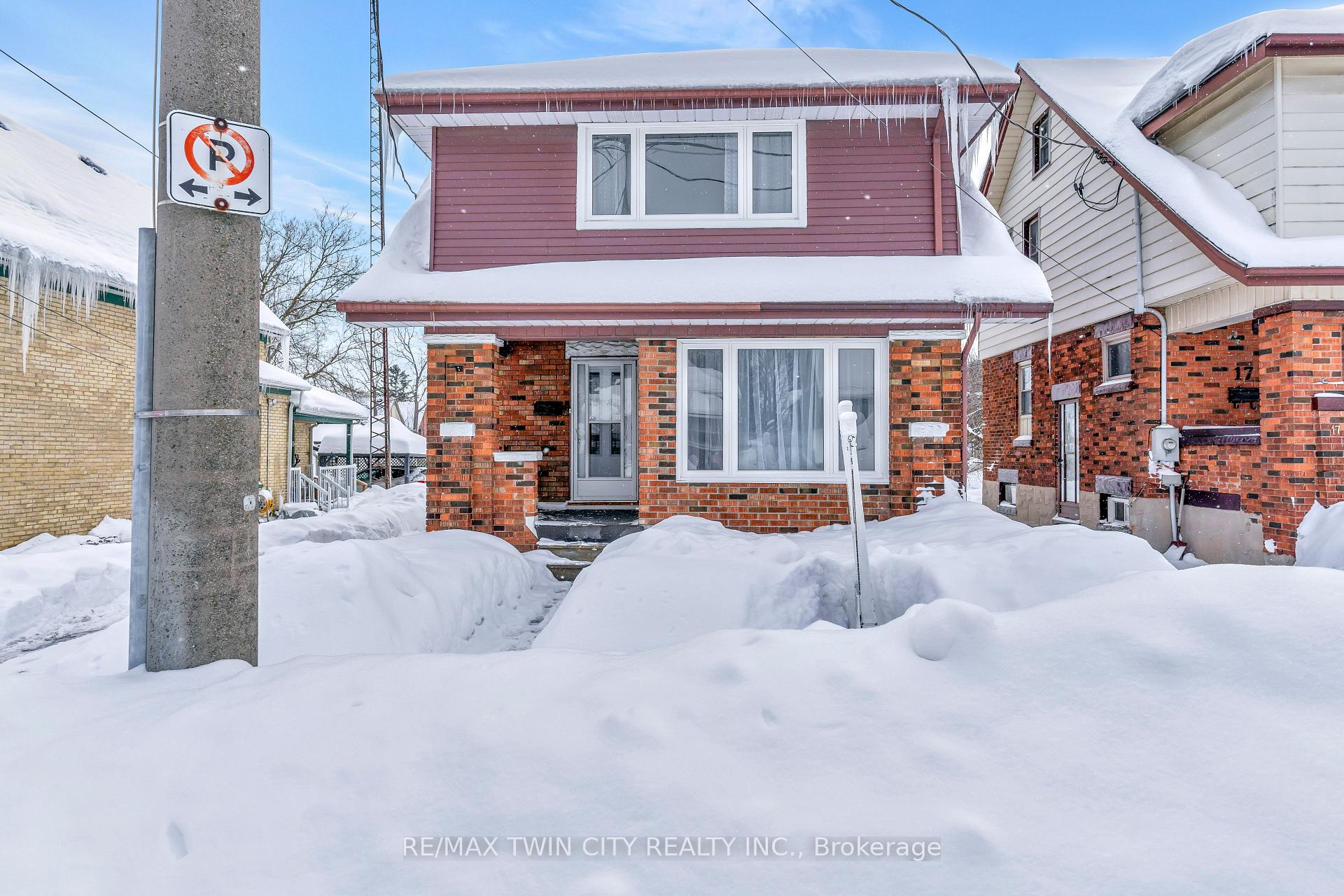 Photo 3 of 15 Cherry Street, Kitchener — HOMEH