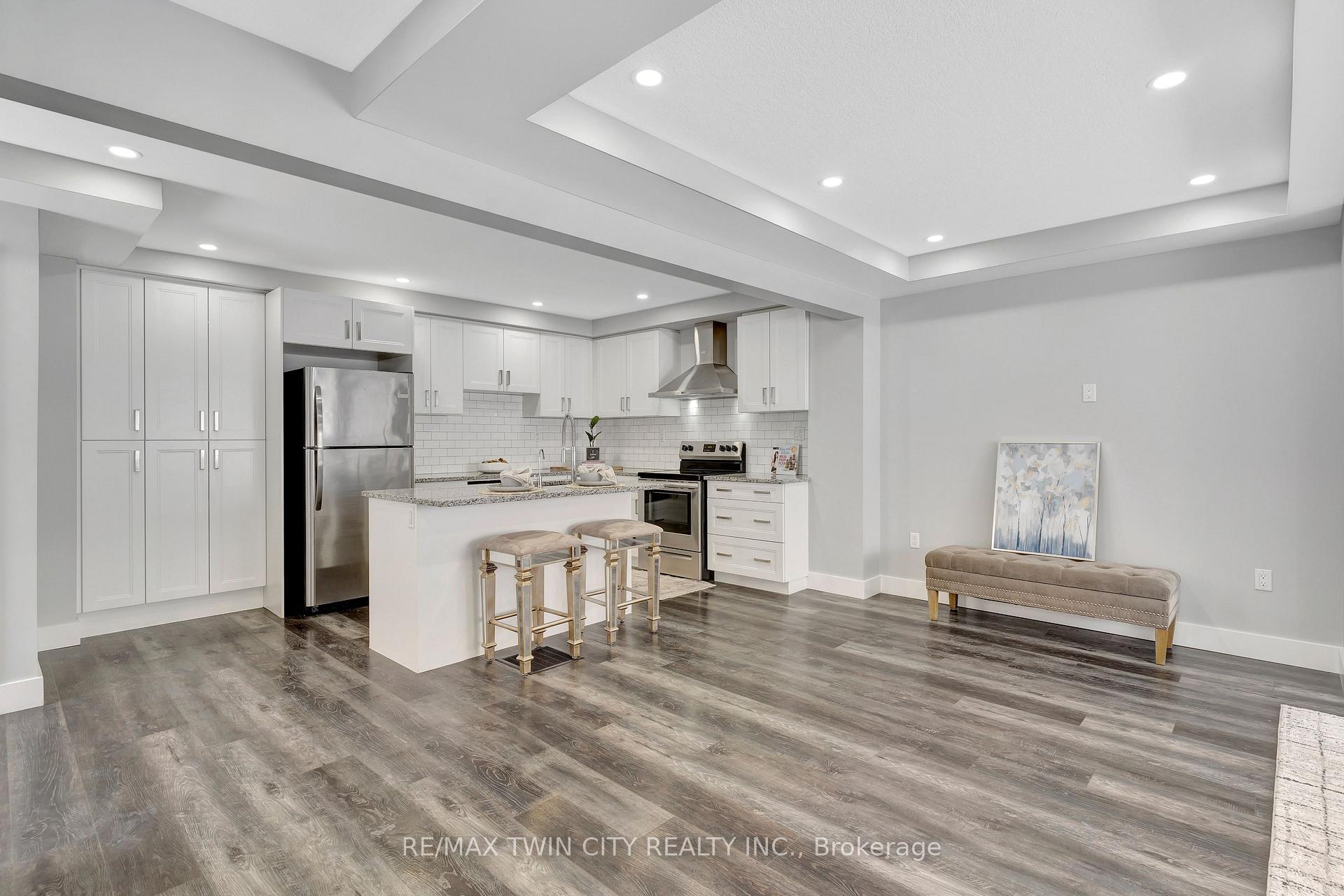 Photo 6 of 15 Cherry Street, Kitchener — HOMEH