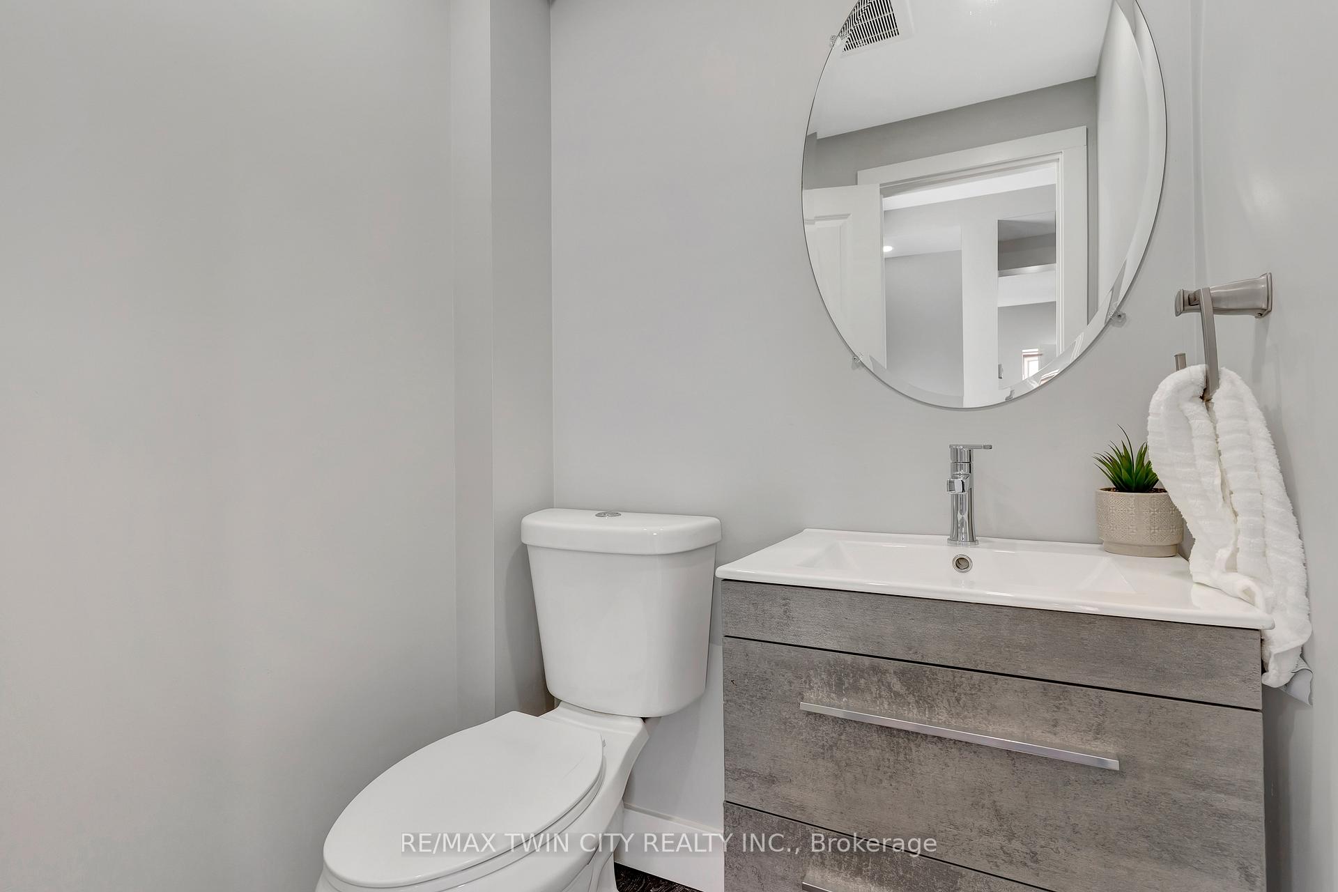 Photo 7 of 15 Cherry Street, Kitchener — HOMEH