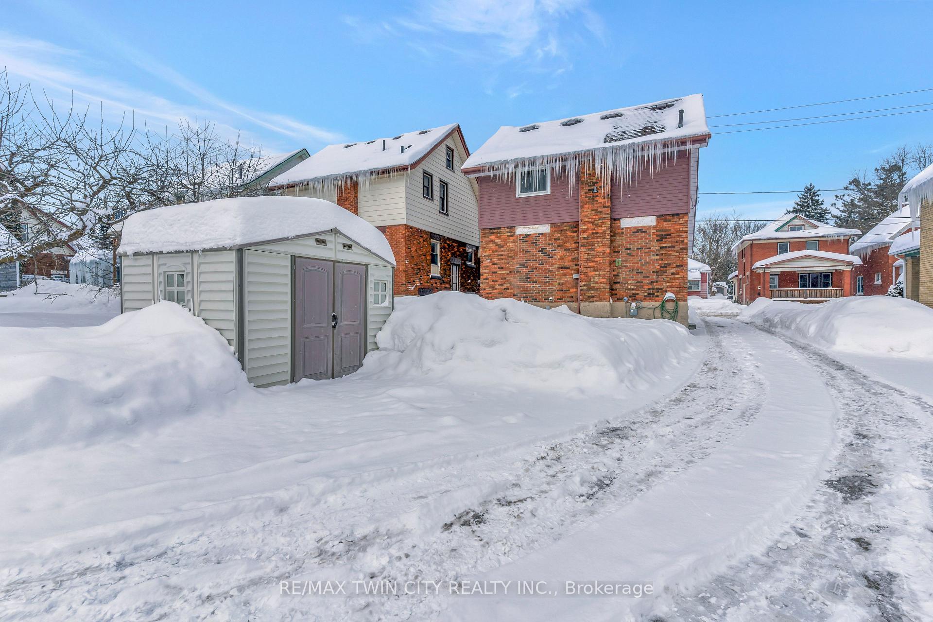 Photo 32 of 15 Cherry Street, Kitchener — HOMEH