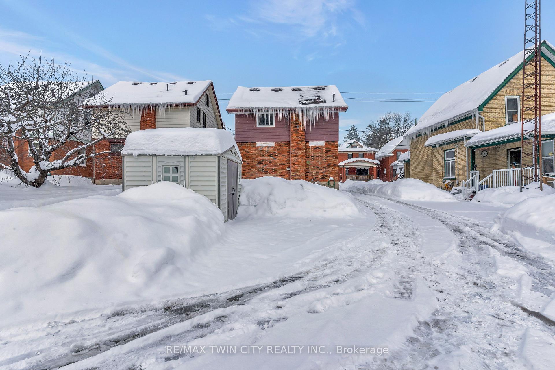 Photo 35 of 15 Cherry Street, Kitchener — HOMEH