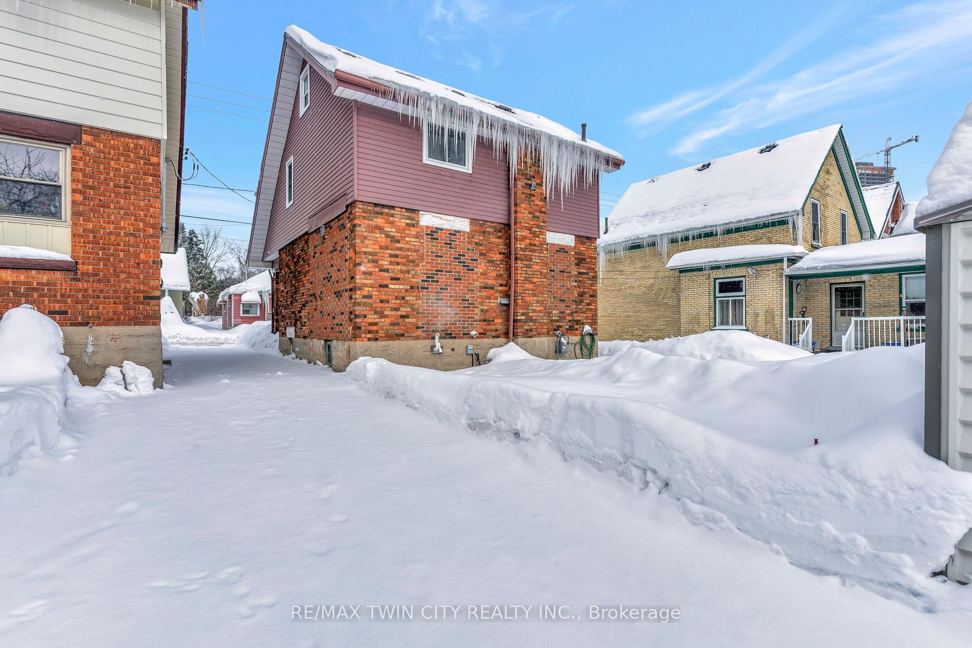 Photo 30 of 15 Cherry Street, Kitchener — HOMEH