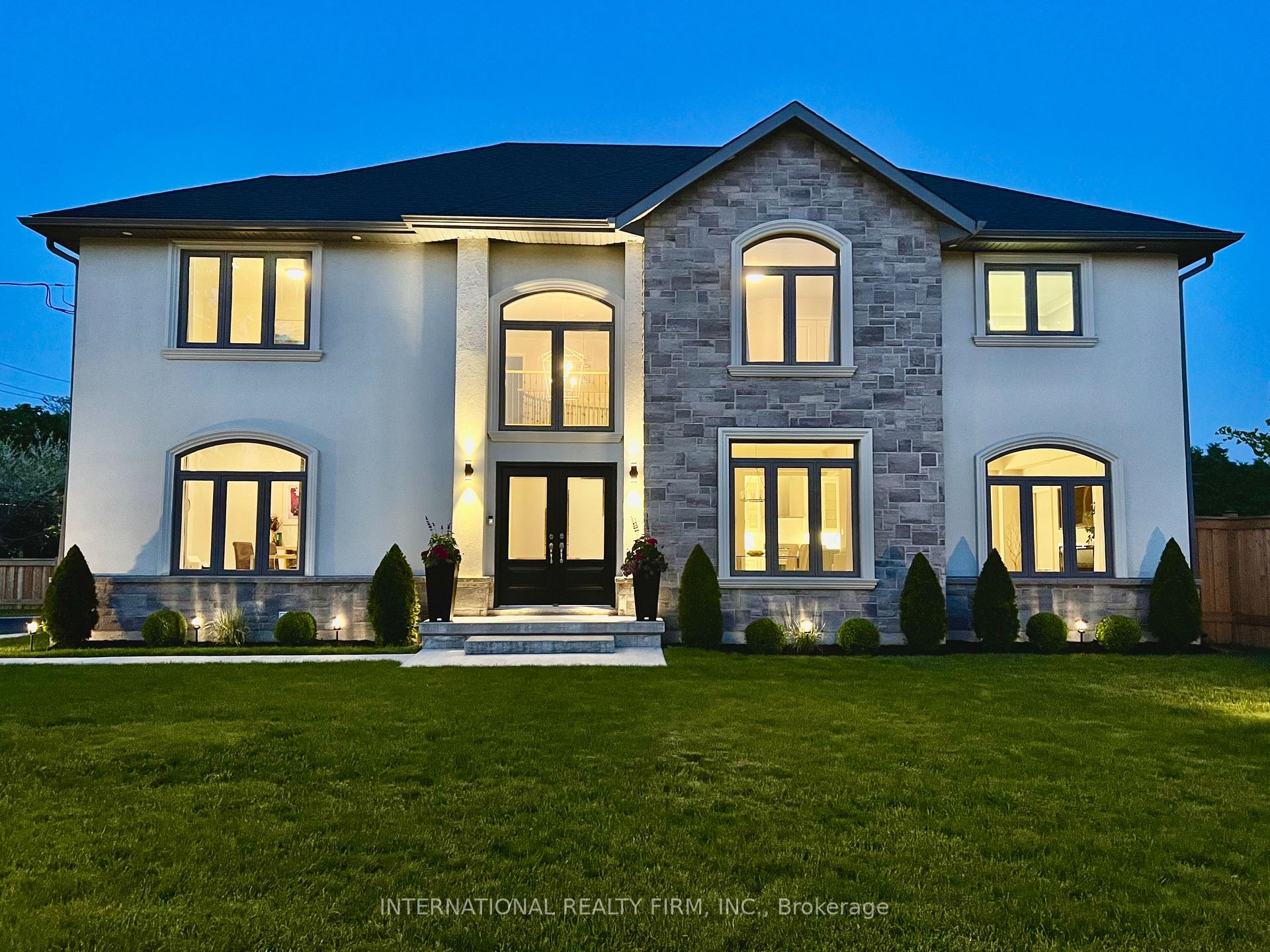 Photo 21 of 14 Lakeview Drive, Hamilton, Stoney Creek — HOMEH
