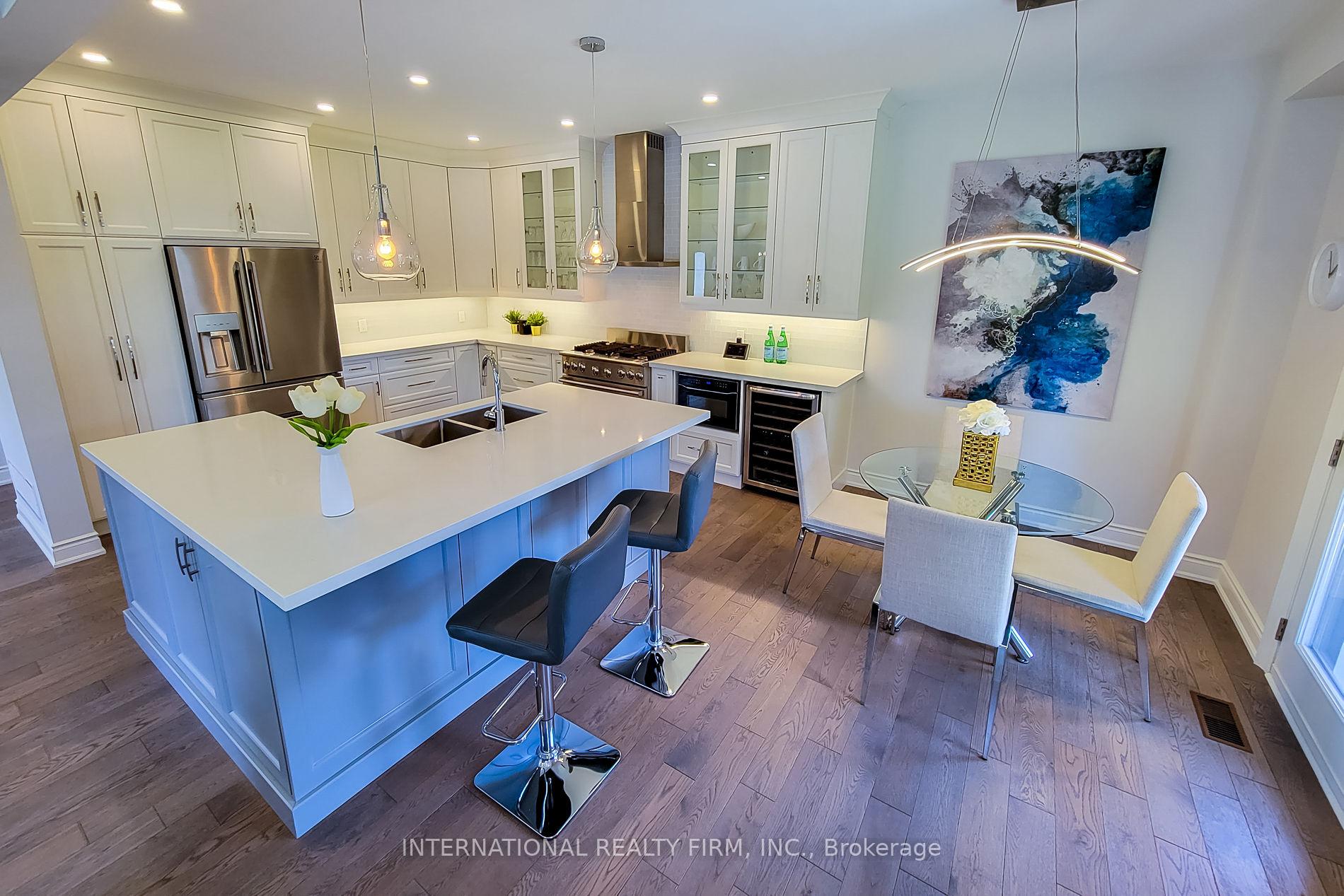 Photo 11 of 14 Lakeview Drive, Hamilton, Stoney Creek — HOMEH