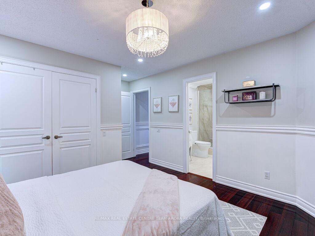 Photo 28 of 77 Links Lane, Brampton, Credit Valley — HOMEH