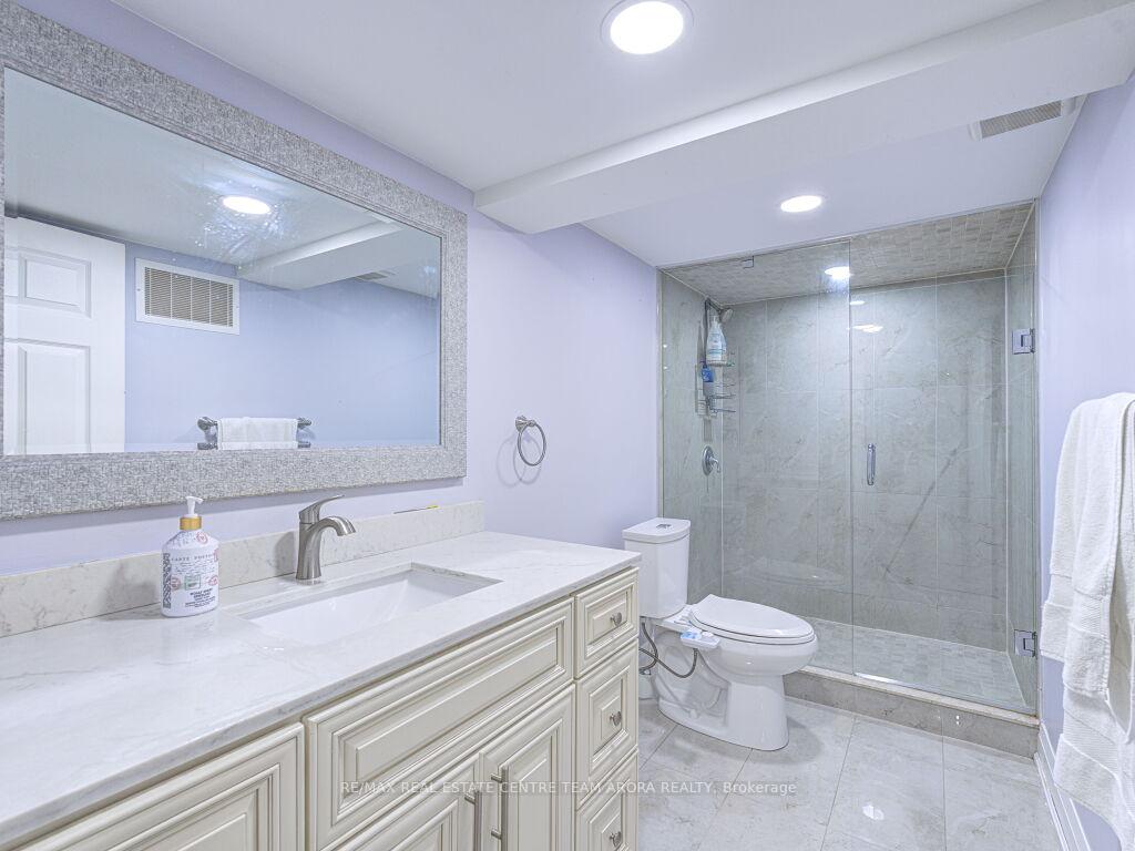 Photo 41 of 77 Links Lane, Brampton, Credit Valley — HOMEH