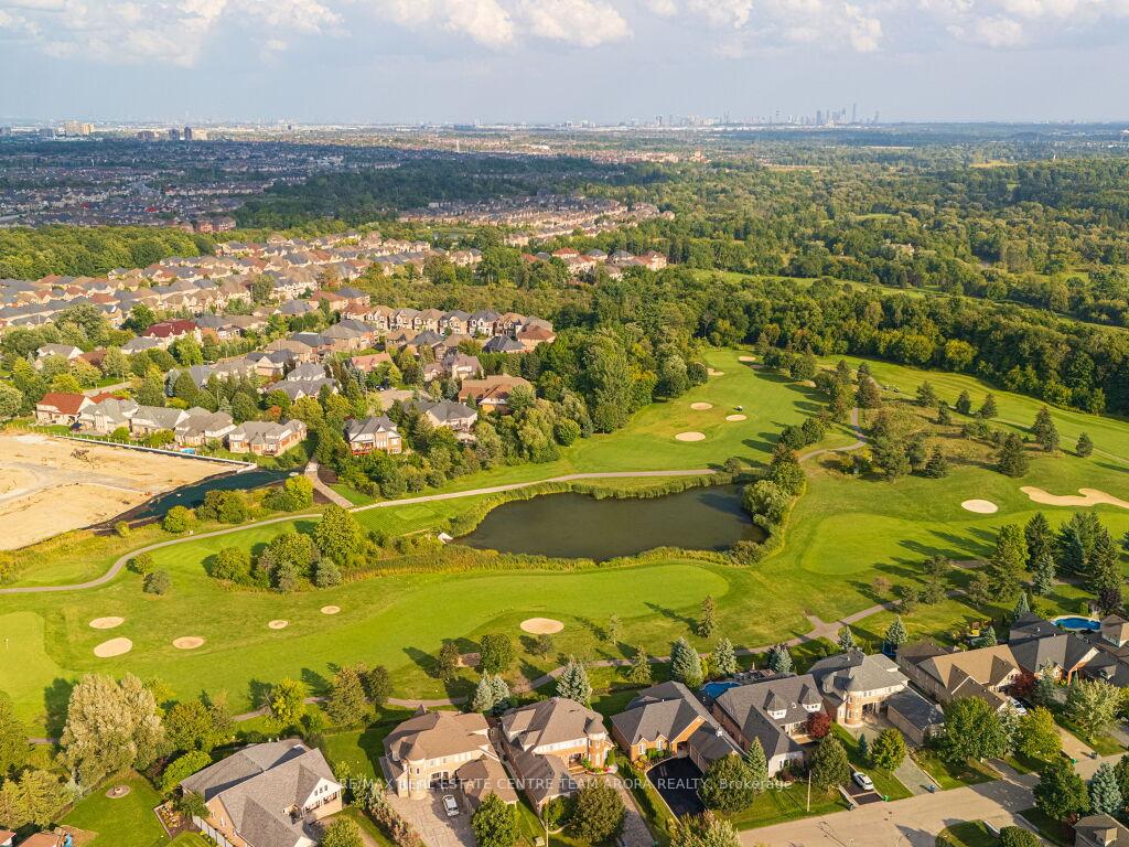 Photo 49 of 77 Links Lane, Brampton, Credit Valley — HOMEH