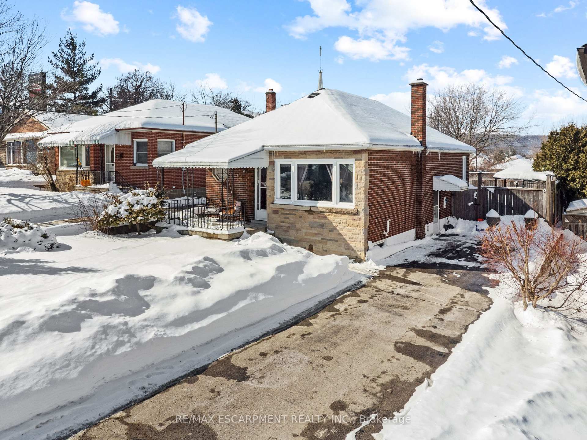 Photo 1 of 234 Auburn Avenue, Hamilton, Bartonville — HOMEH