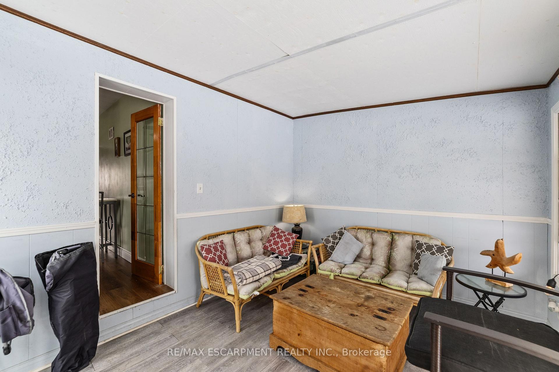Photo 15 of 234 Auburn Avenue, Hamilton, Bartonville — HOMEH