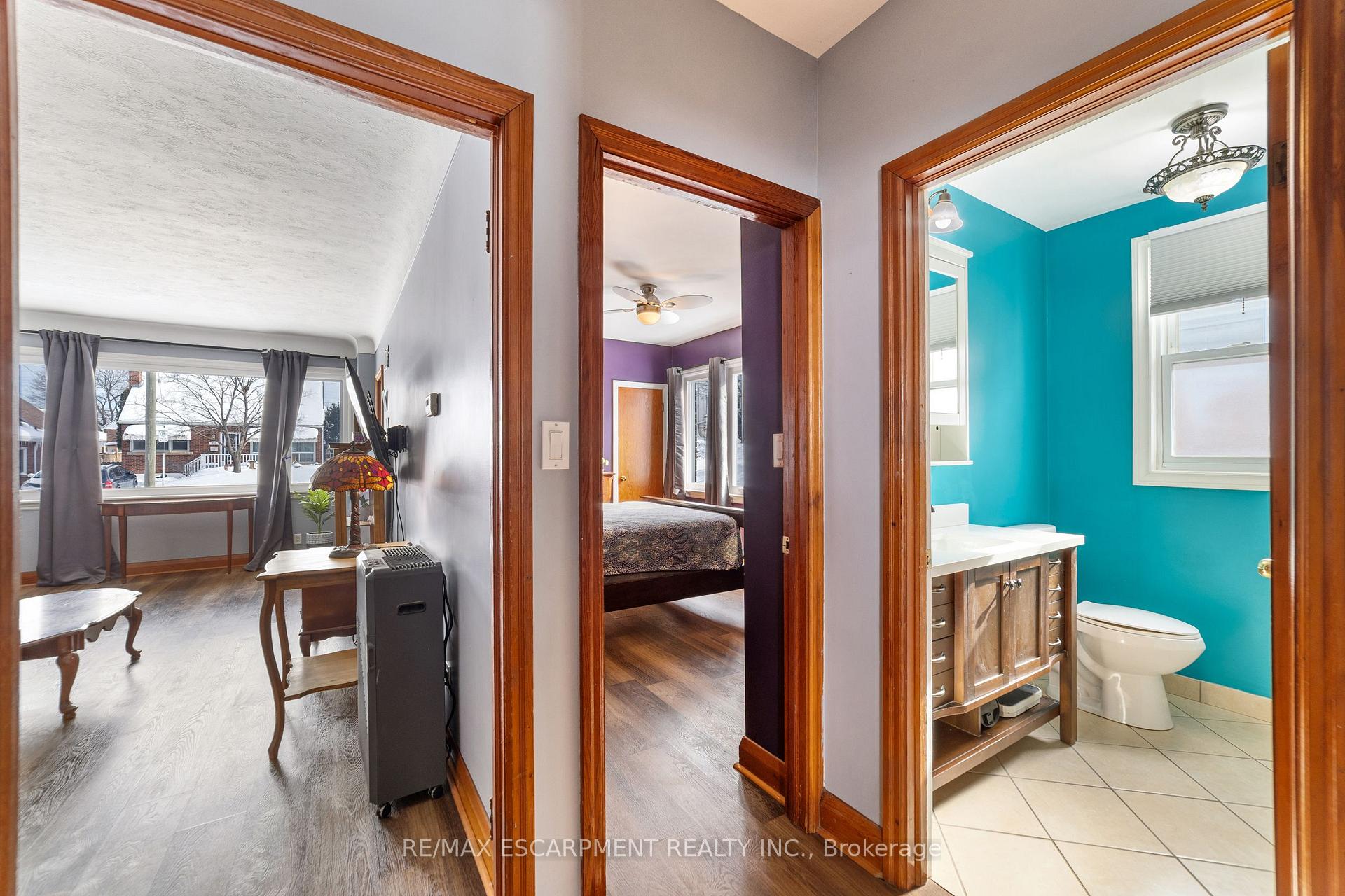 Photo 22 of 234 Auburn Avenue, Hamilton, Bartonville — HOMEH