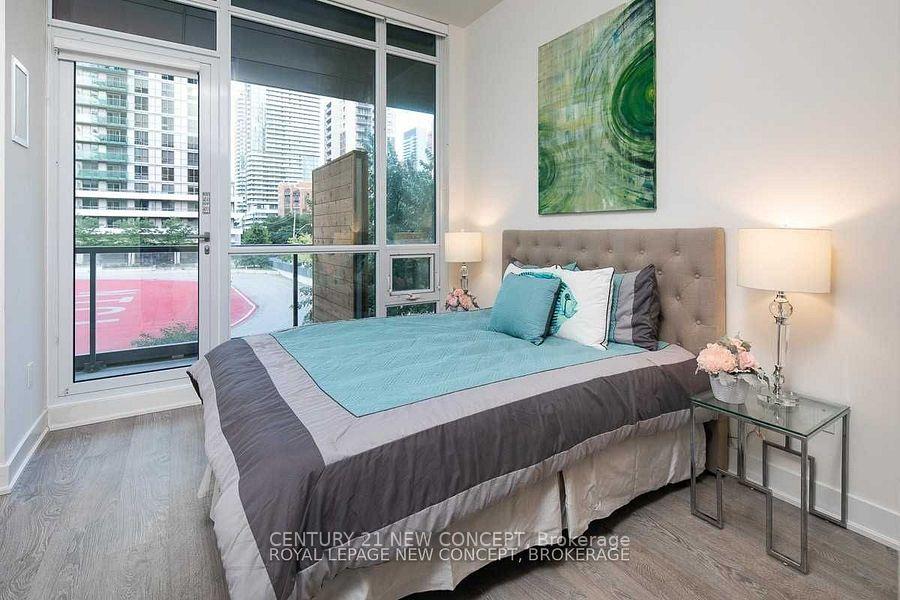 Photo 4 of Unit TH14, 30 Roehampton Avenue, Toronto, Mount Pleasant West — HOMEH