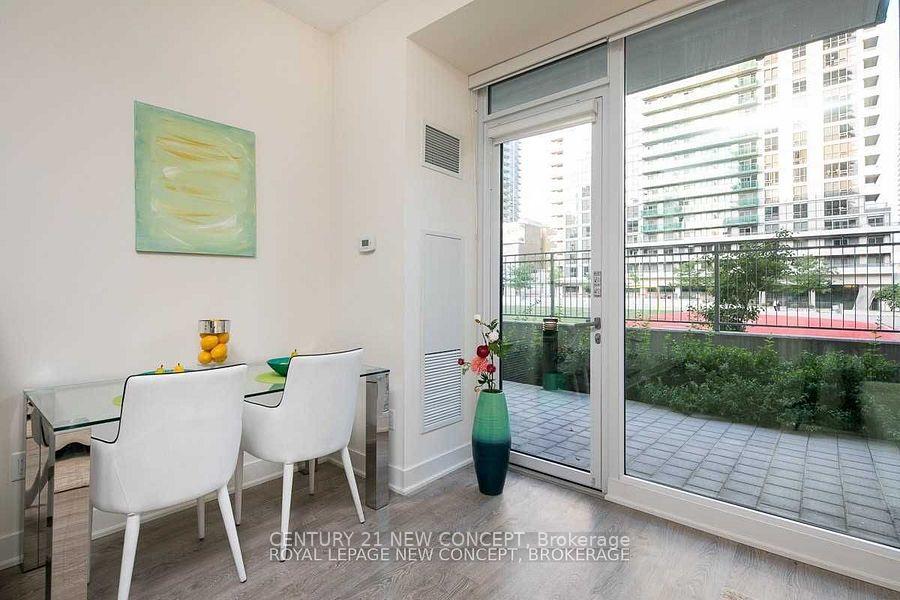Photo 10 of Unit TH14, 30 Roehampton Avenue, Toronto, Mount Pleasant West — HOMEH