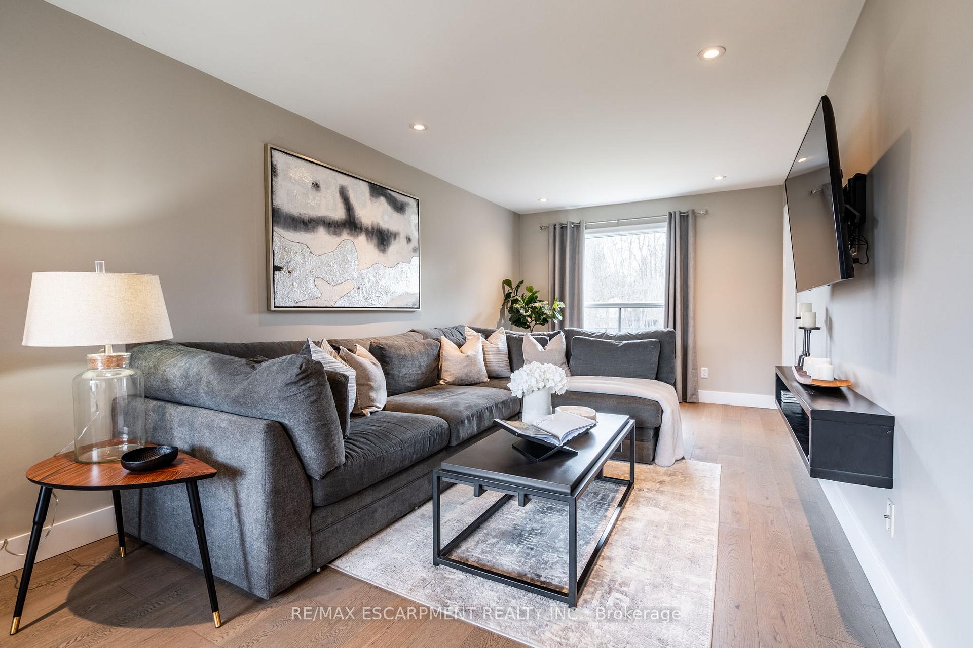 Photo 18 of 84 Ryans Way, Hamilton, Waterdown — HOMEH