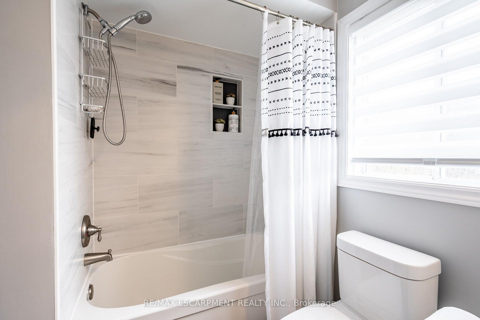 Photo 15 of 84 Ryans Way, Hamilton, Waterdown — HOMEH