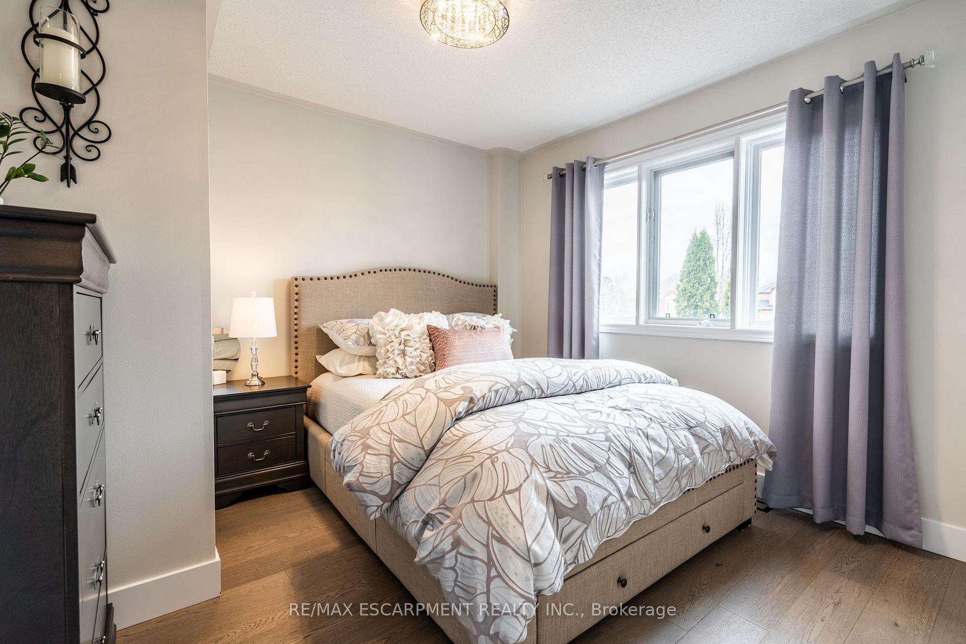 Photo 26 of 84 Ryans Way, Hamilton, Waterdown — HOMEH