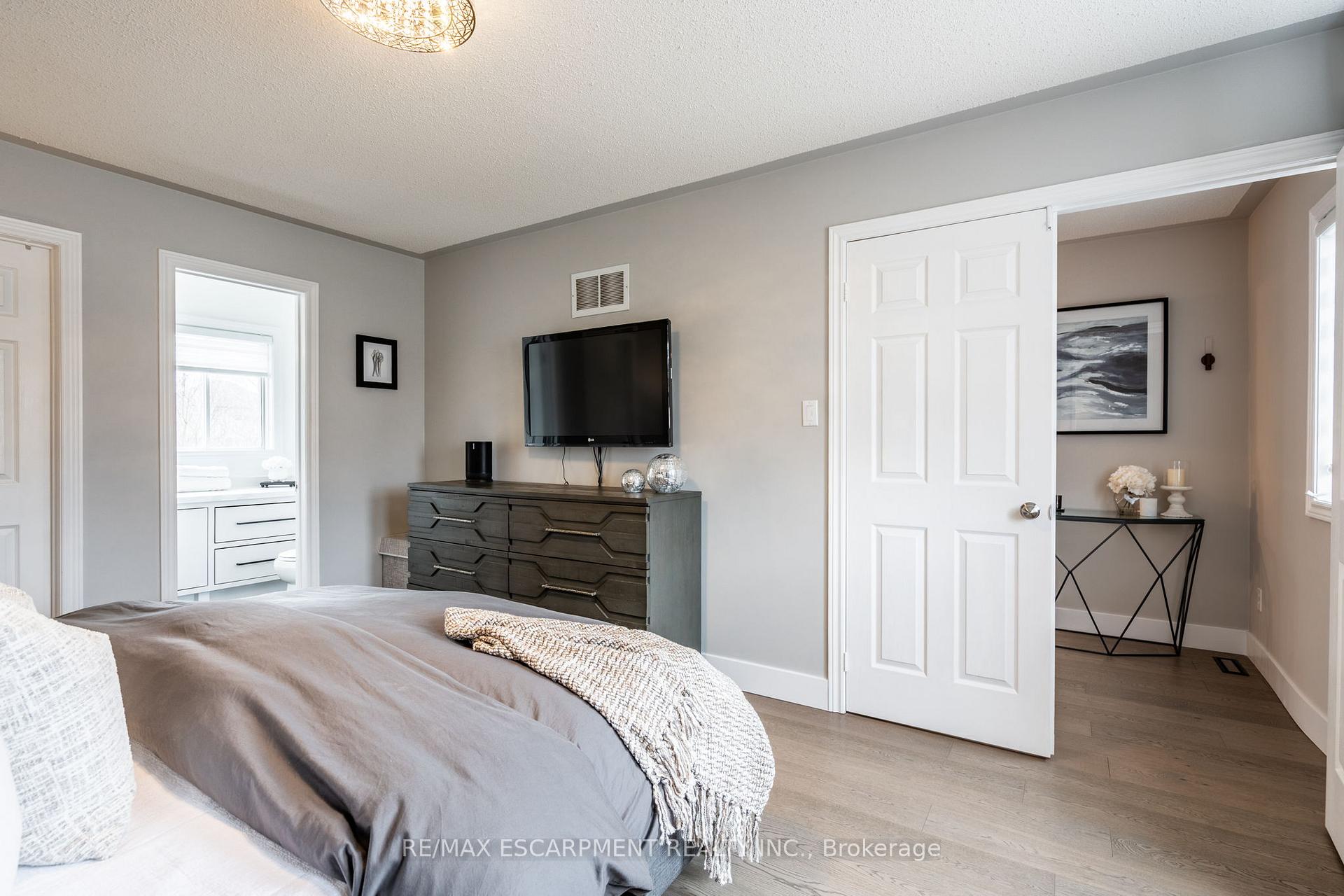 Photo 25 of 84 Ryans Way, Hamilton, Waterdown — HOMEH