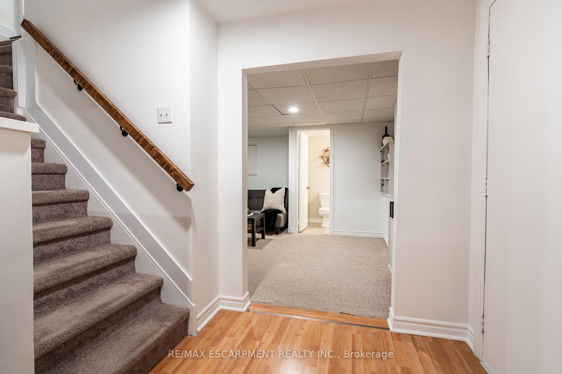 Photo 31 of 84 Ryans Way, Hamilton, Waterdown — HOMEH