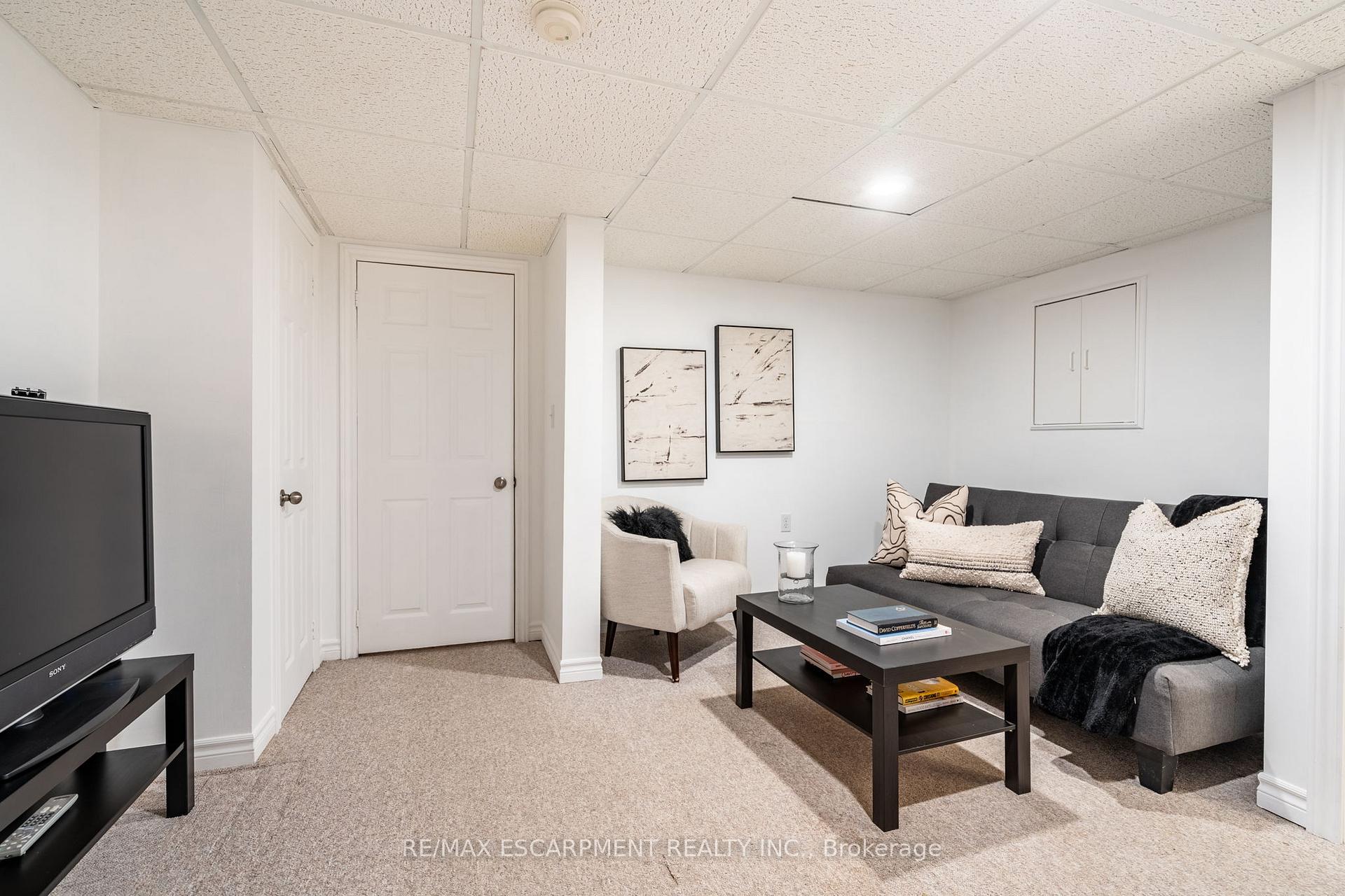Photo 33 of 84 Ryans Way, Hamilton, Waterdown — HOMEH
