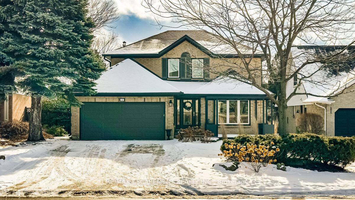 Photo 1 of 12 Larkspur Crescent, Hamilton, Meadowlands — HOMEH