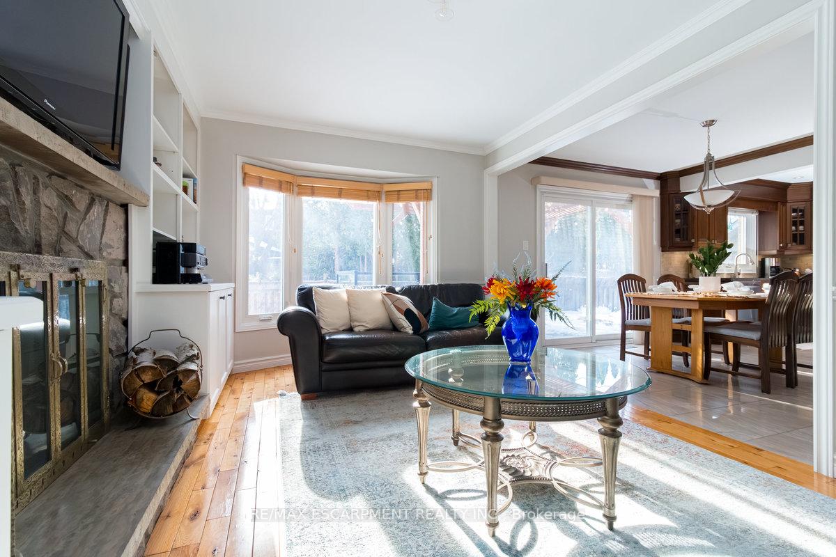 Photo 32 of 12 Larkspur Crescent, Hamilton, Meadowlands — HOMEH