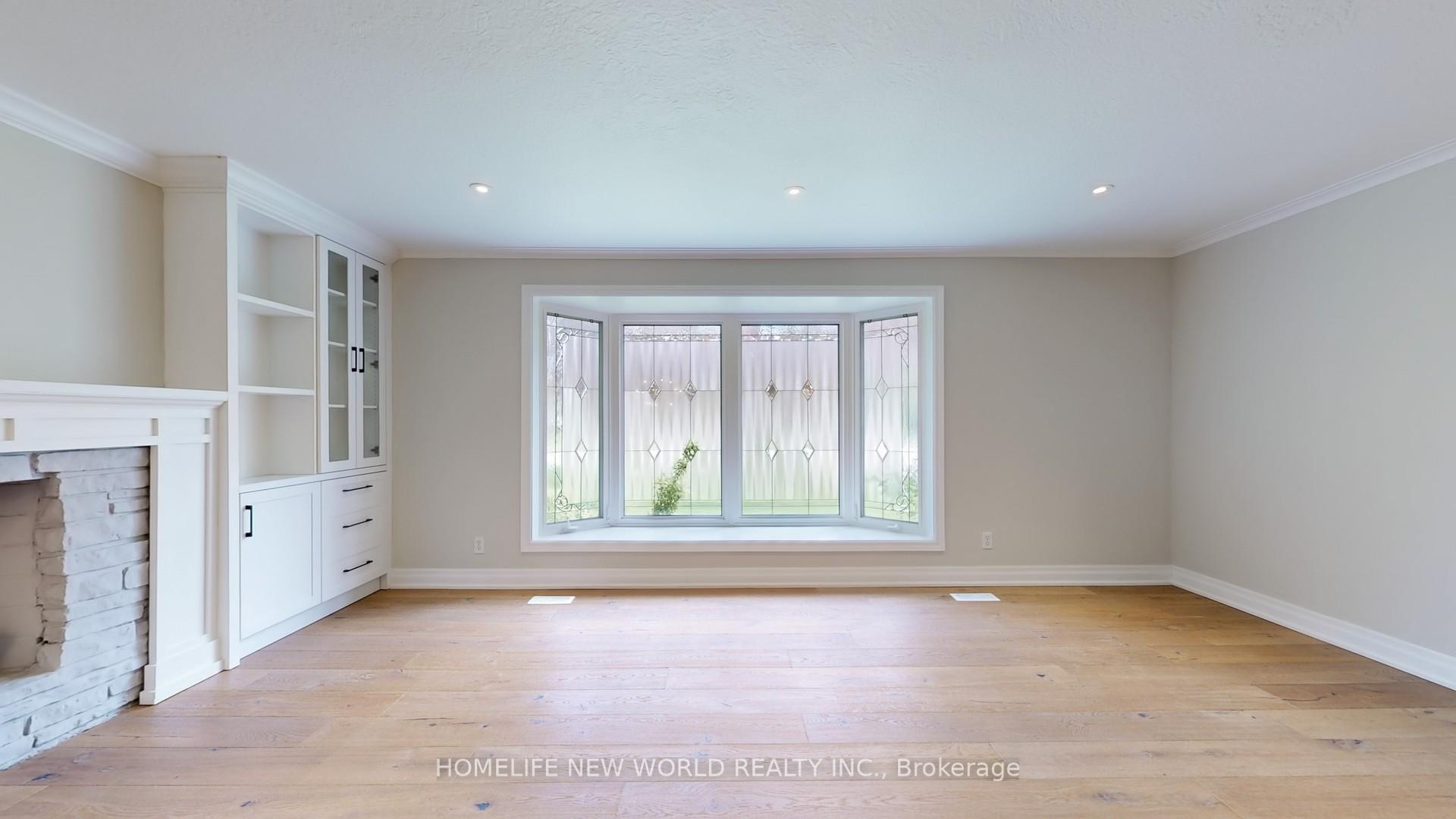 Photo 2 of 8 Honeybourne Crescent, Markham, Bullock — HOMEH