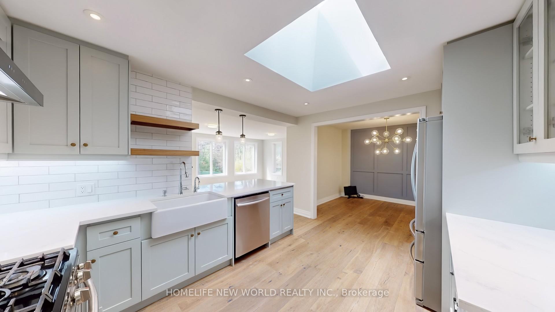 Photo 10 of 8 Honeybourne Crescent, Markham, Bullock — HOMEH