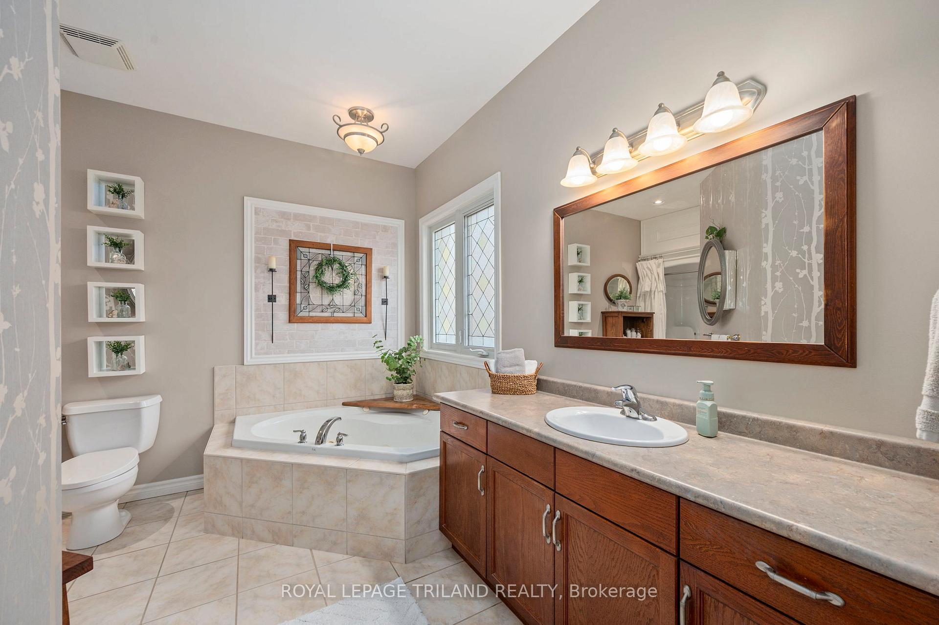 Photo 8 of 10 Sandpiper Place, St. Thomas — HOMEH