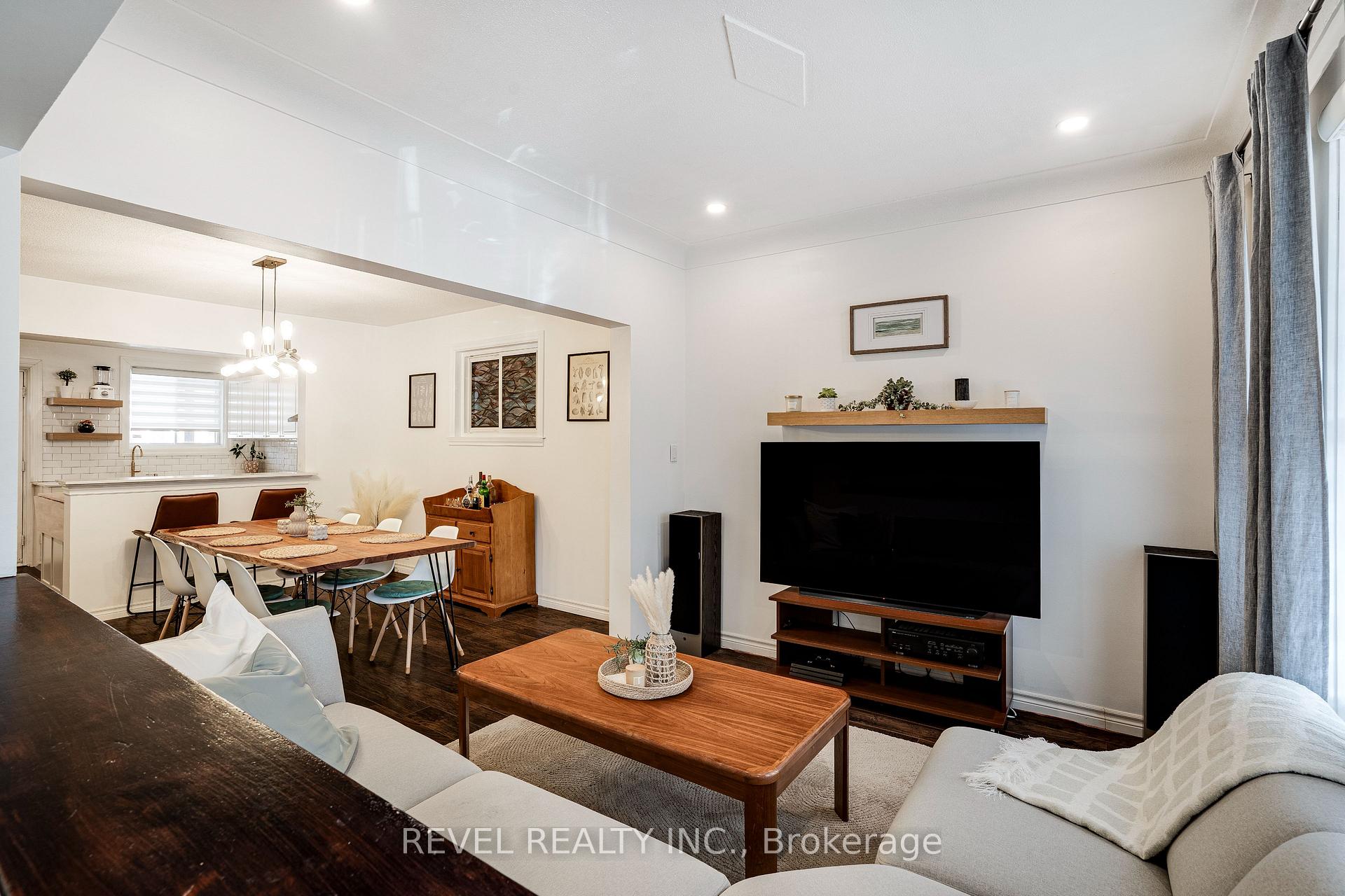 Photo 16 of 37 Holton Avenue N, Hamilton, Gibson — HOMEH