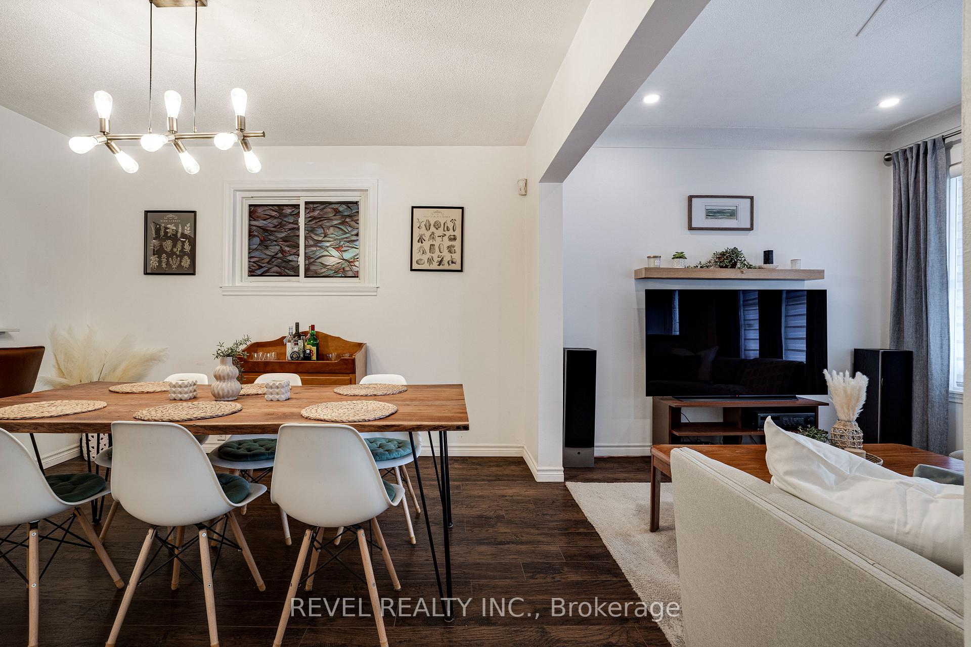 Photo 7 of 37 Holton Avenue N, Hamilton, Gibson — HOMEH