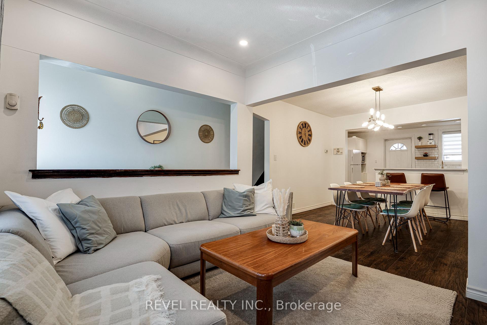 Photo 10 of 37 Holton Avenue N, Hamilton, Gibson — HOMEH